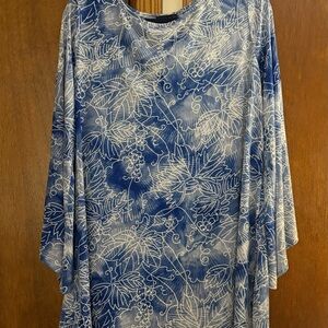 Cocomo Blue and White Boxy Tunic with 3/4 Sleeves size 1X